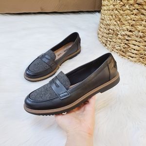 Clarks Raisie Eletta black leather l…